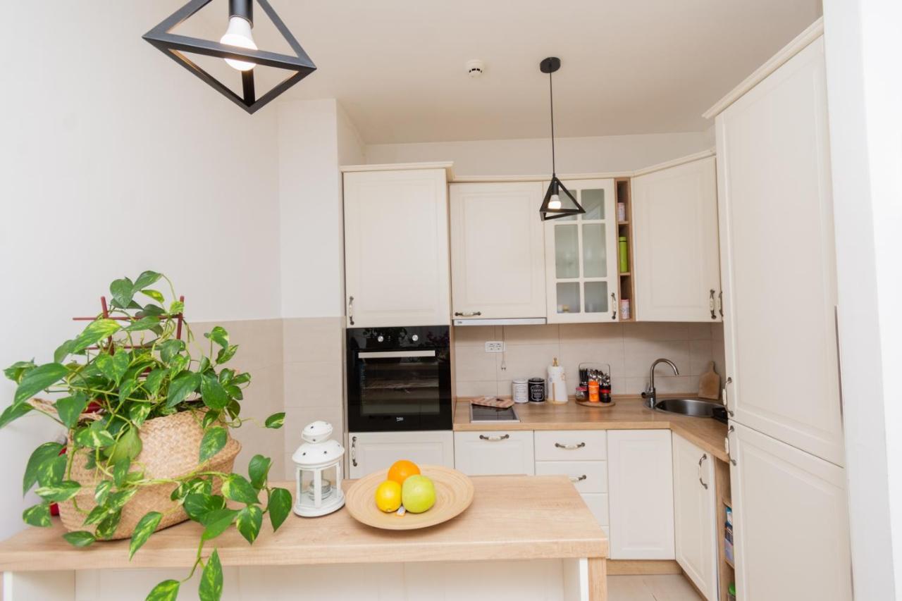 Lux City Apartment With Parking Podgorica Ngoại thất bức ảnh
