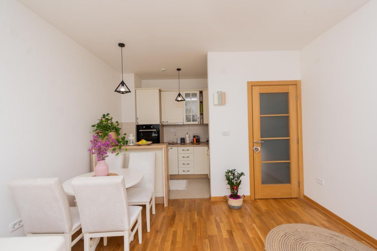 Lux City Apartment With Parking Podgorica Ngoại thất bức ảnh