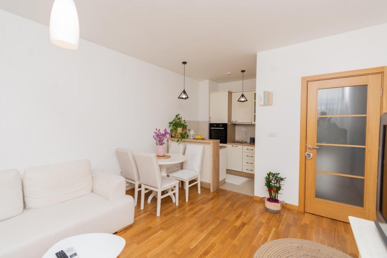 Lux City Apartment With Parking Podgorica Ngoại thất bức ảnh
